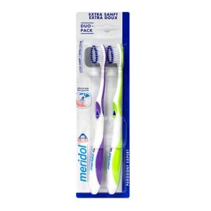 2 extra soft toothbrushes