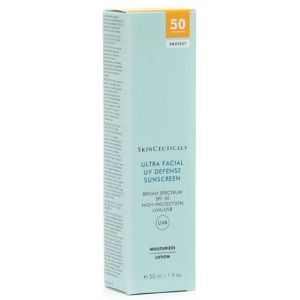 Ultra Facial Defense SPF50 - Moisturizing face sunscreen